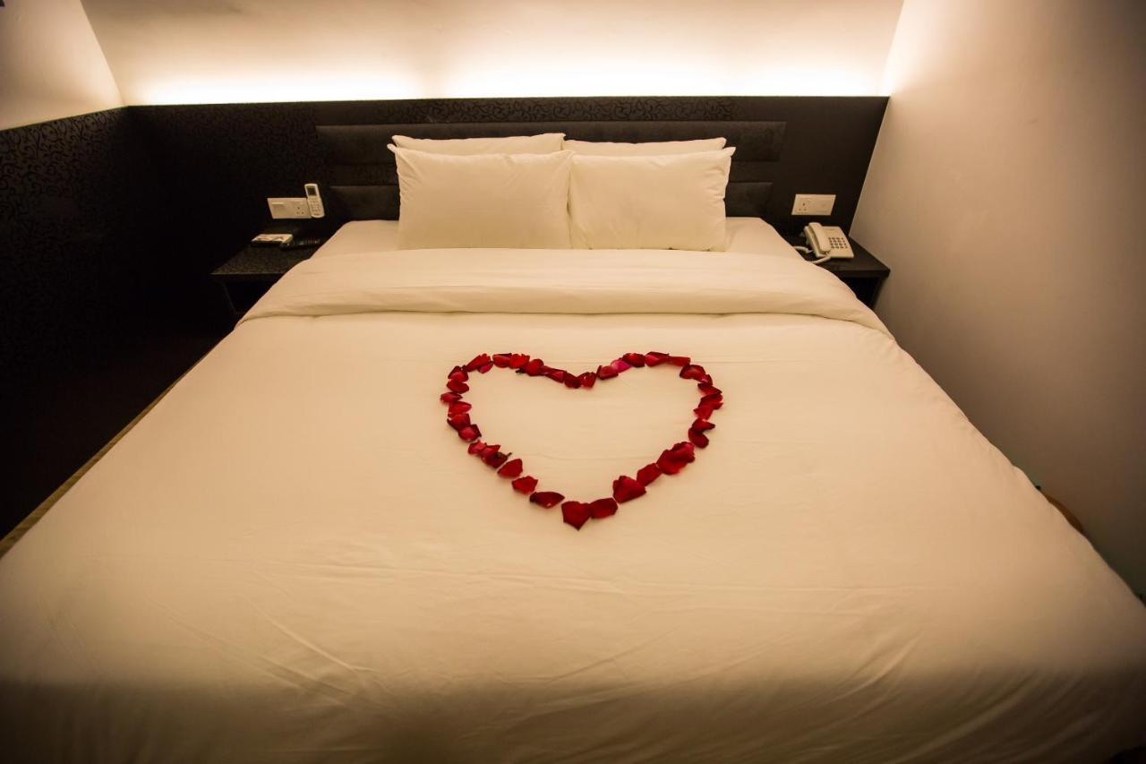 Rs Boutique Hotel Kluang Esterno foto