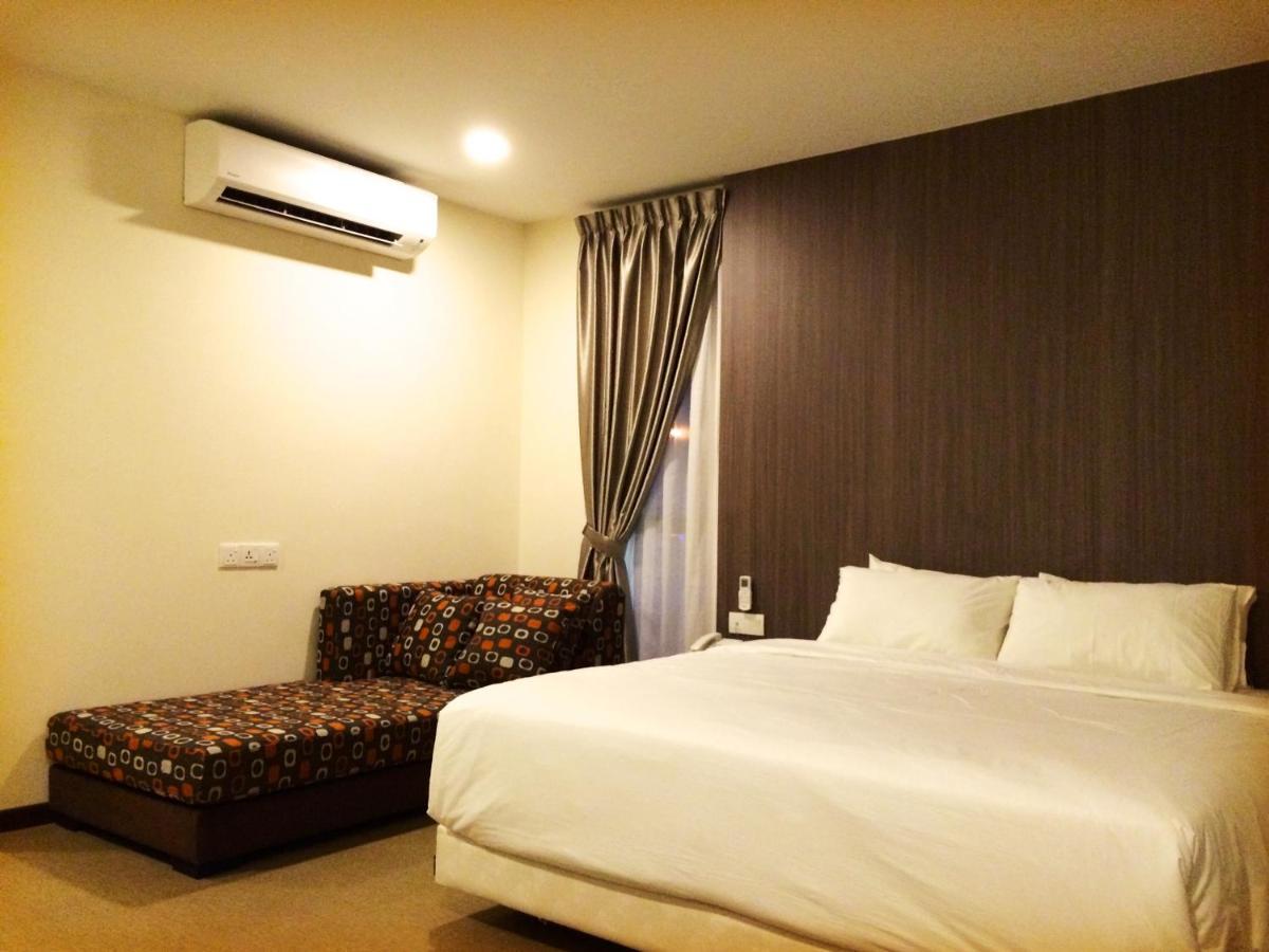 Rs Boutique Hotel Kluang Esterno foto
