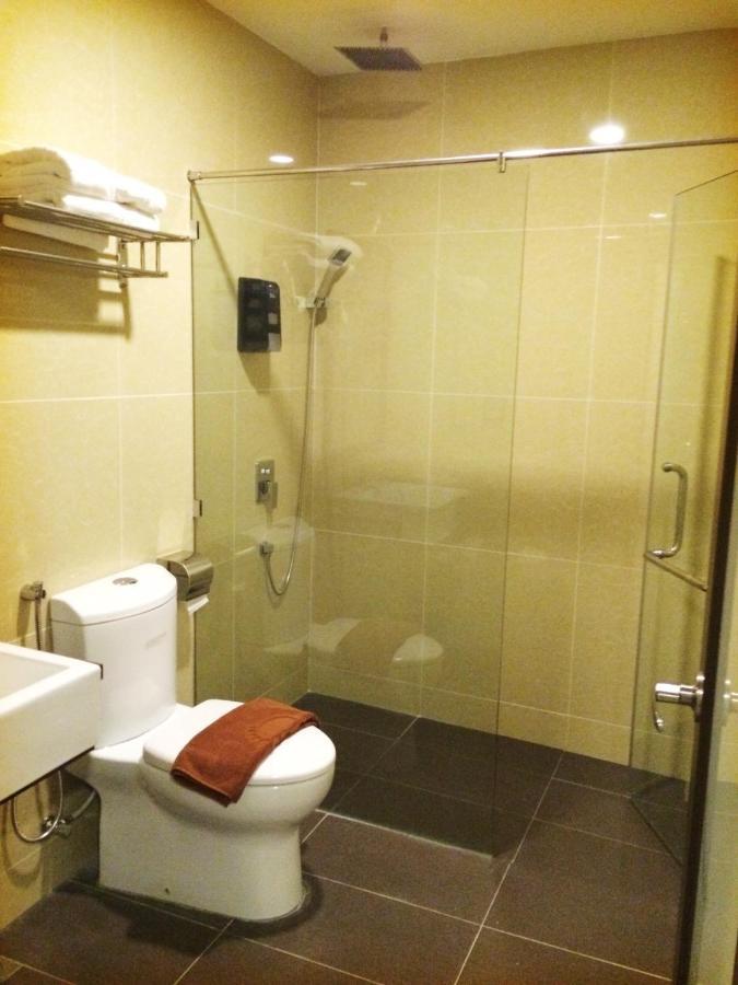 Rs Boutique Hotel Kluang Esterno foto