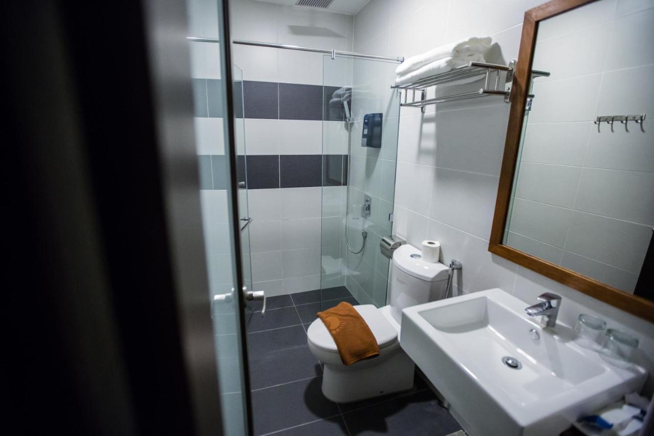 Rs Boutique Hotel Kluang Esterno foto
