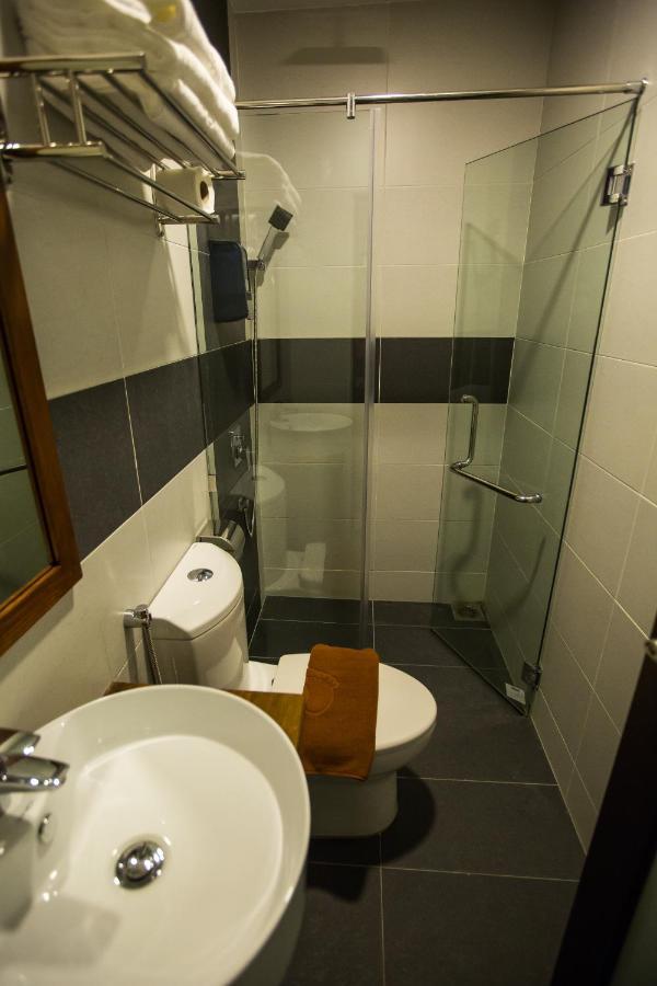 Rs Boutique Hotel Kluang Esterno foto