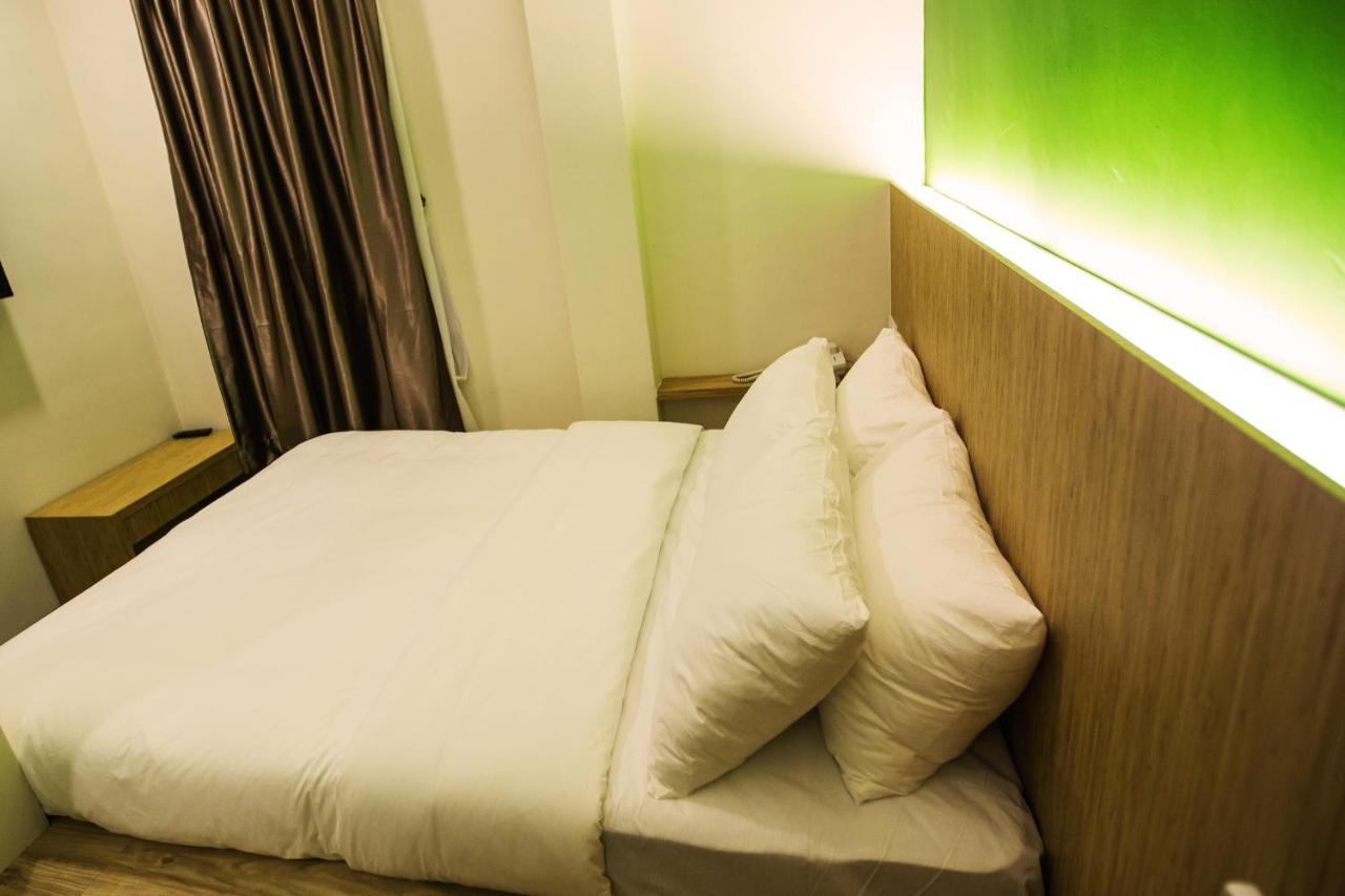 Rs Boutique Hotel Kluang Esterno foto